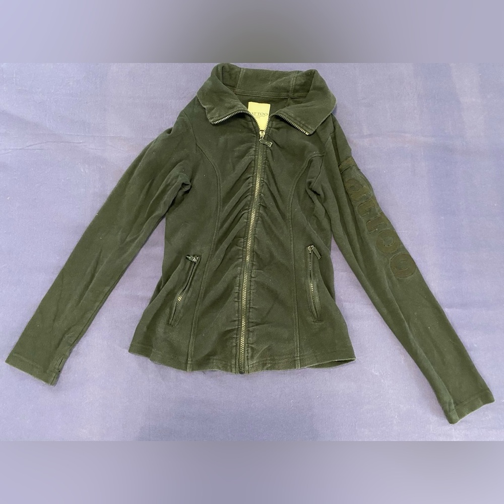 Women’s sweater
